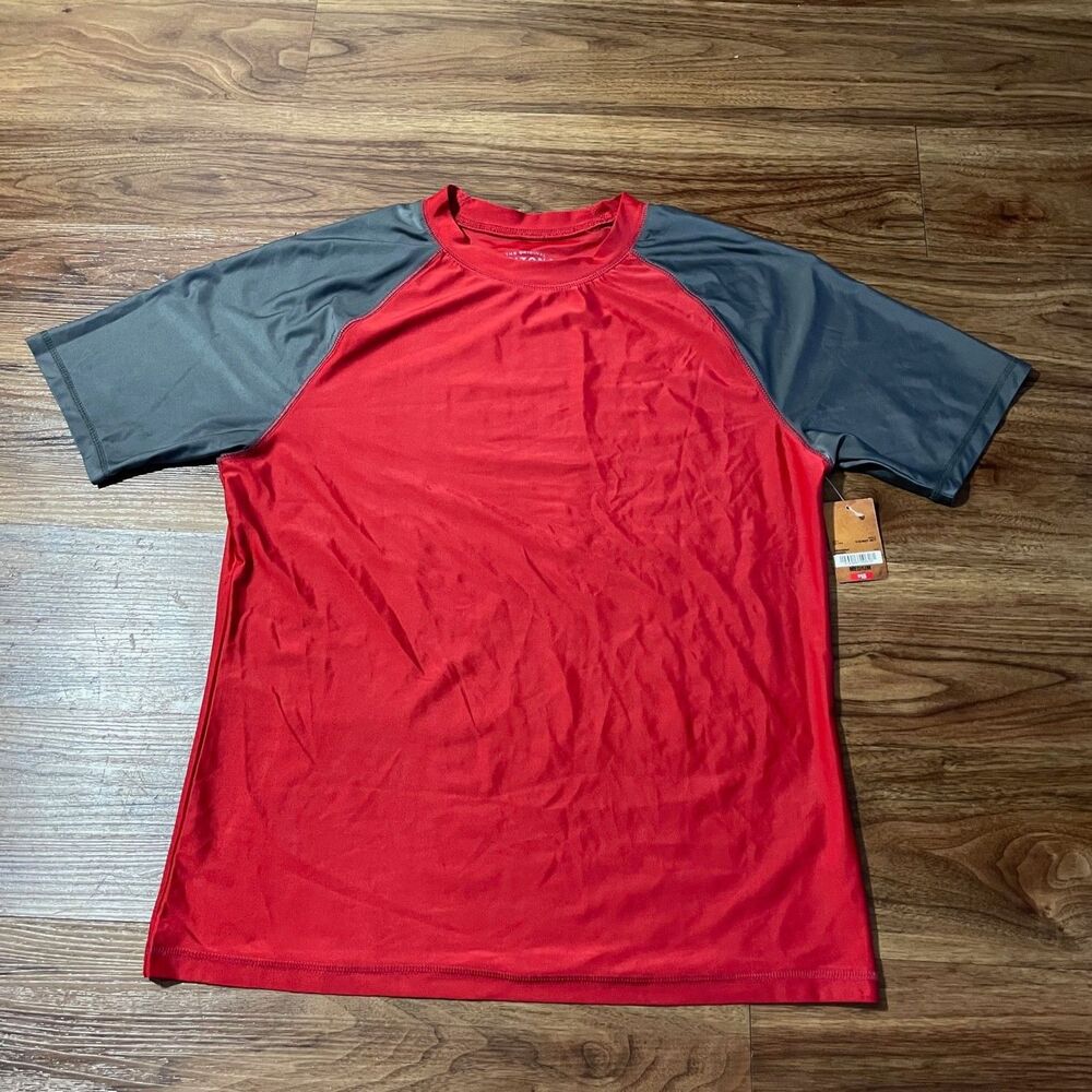 Arizona Jean Co Crew Neck Short Sleeve Shirt Red Polyester Men's Size Medium NEW